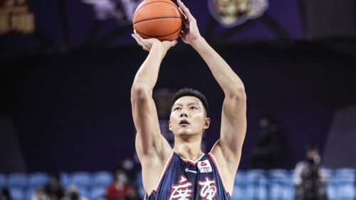 央视取消播出易建联专访，背后的原因与影响探讨