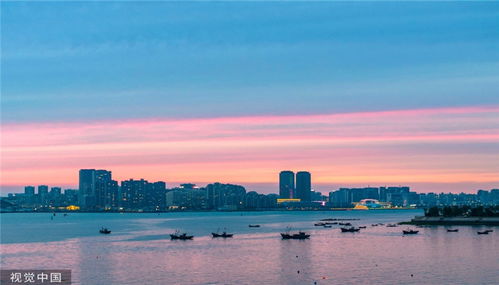 酷暑催热“清凉经济”